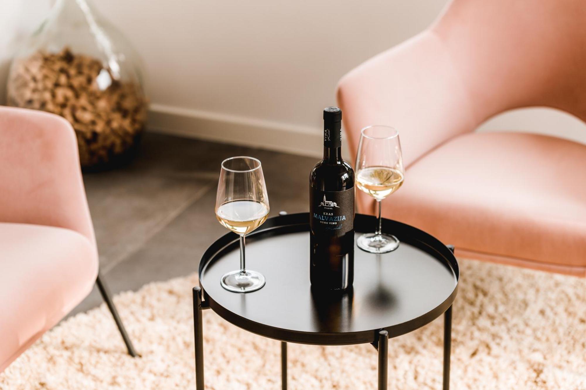 Apartament Vina Kobal, Kobal Family Estate Štanjel Zewnętrze zdjęcie